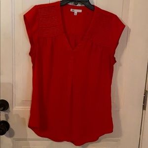 Sleeveless blouse